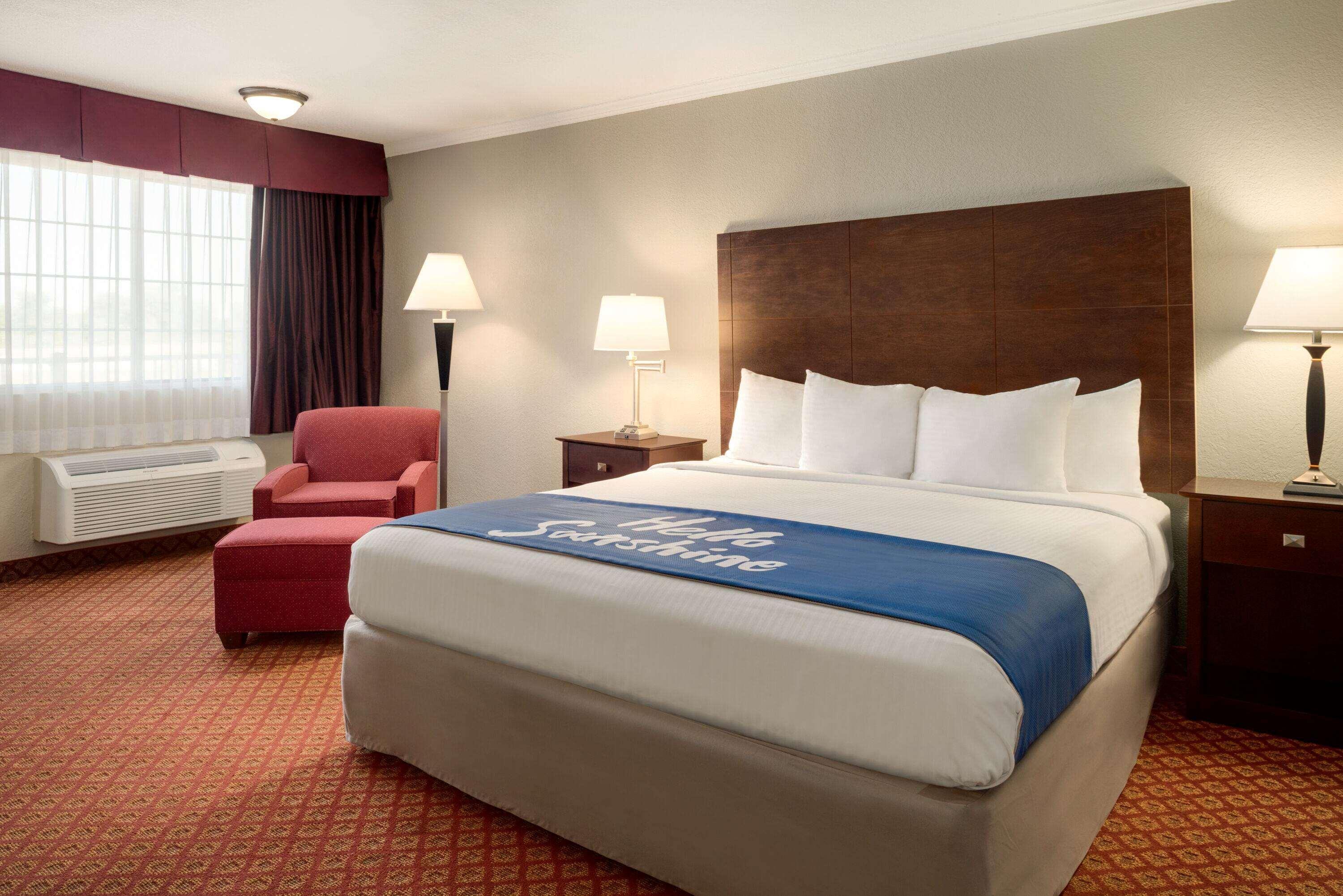Days Inn By Wyndham Whitmore Lake Ann Arbor Brighton Exterior foto