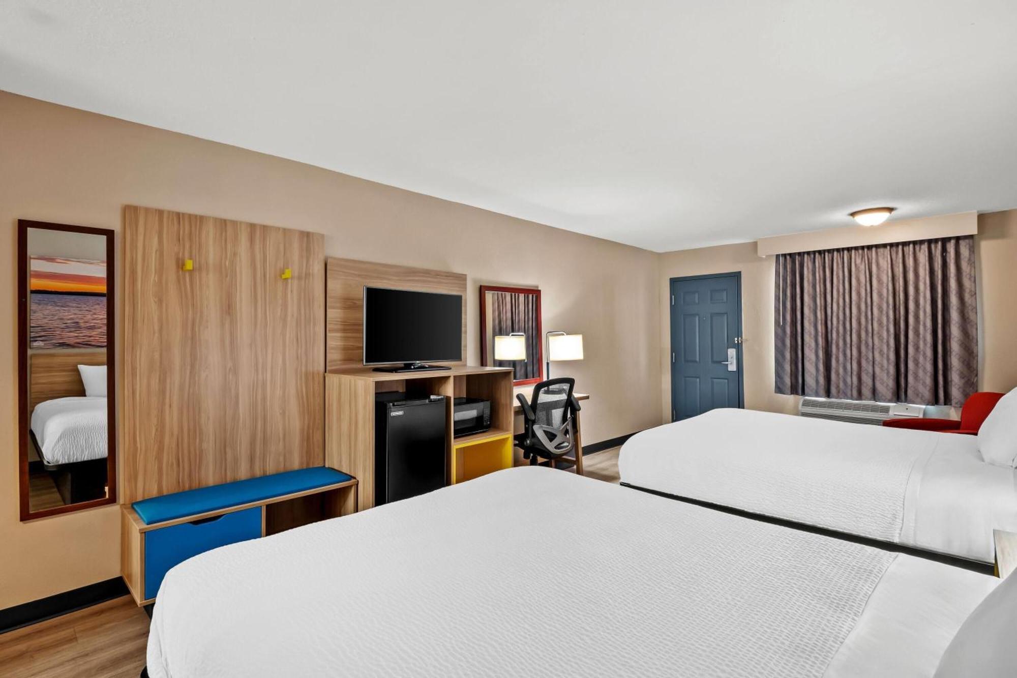 Days Inn By Wyndham Whitmore Lake Ann Arbor Brighton Exterior foto